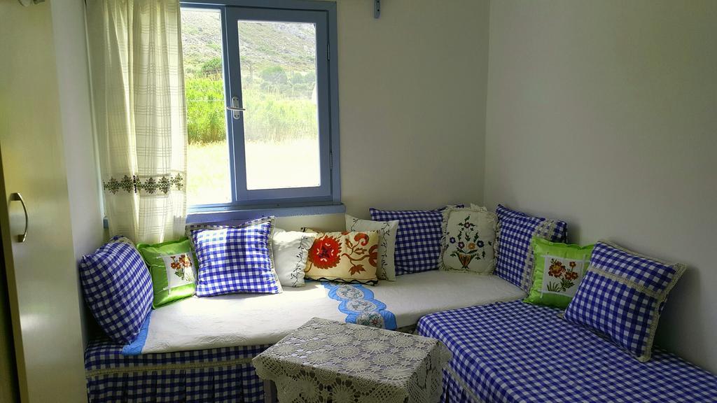 Lipsos Hotel Yeniliman Экстерьер фото